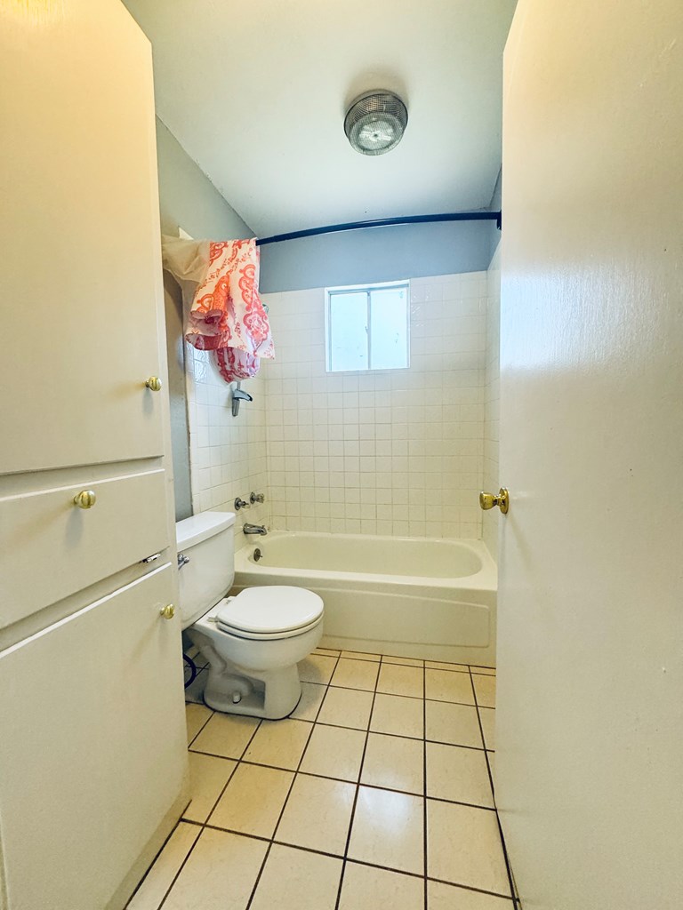 1314 S Jackson Ave Property Photo 12