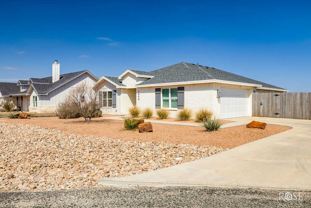 7998 Bearcat Property Photo 4