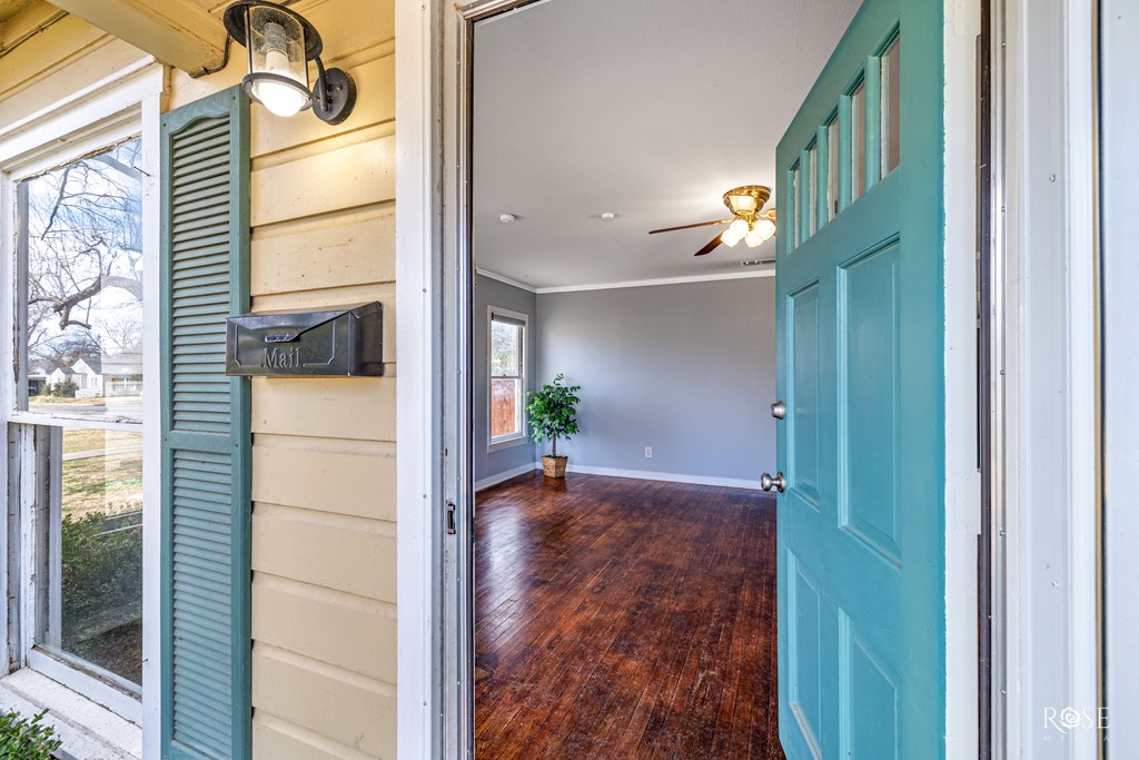 1307 W Ave M Property Photo 5