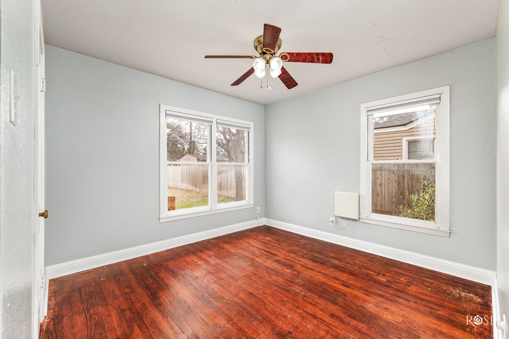 1307 W Ave M Property Photo 18