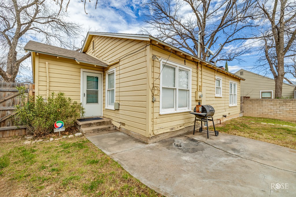 1307 W Ave M Property Photo 21