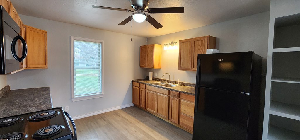326 N Montague Avenue Property Photo 6