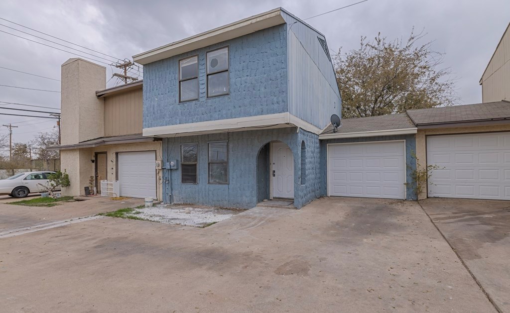 1211 N Garfield St Property Photo 14