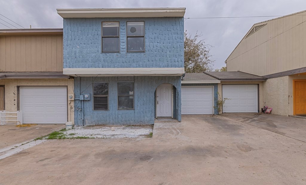 1211 N Garfield St Property Photo 26