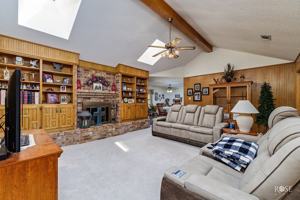 3721 Blumentritt Rd Property Photo 10