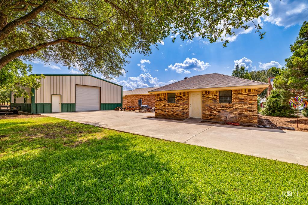 3721 Blumentritt Rd Property Photo 32