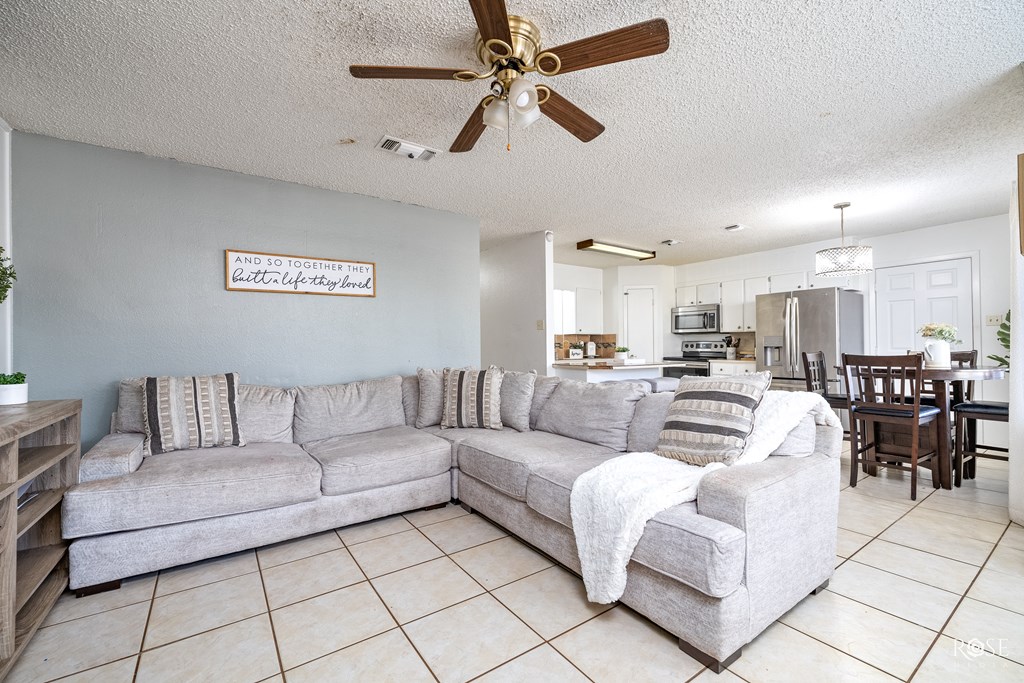3305 Erin St Property Photo 5