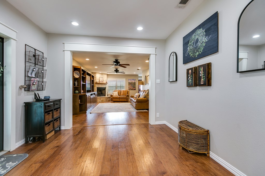 15555 Deer Valley Loop Property Photo 15