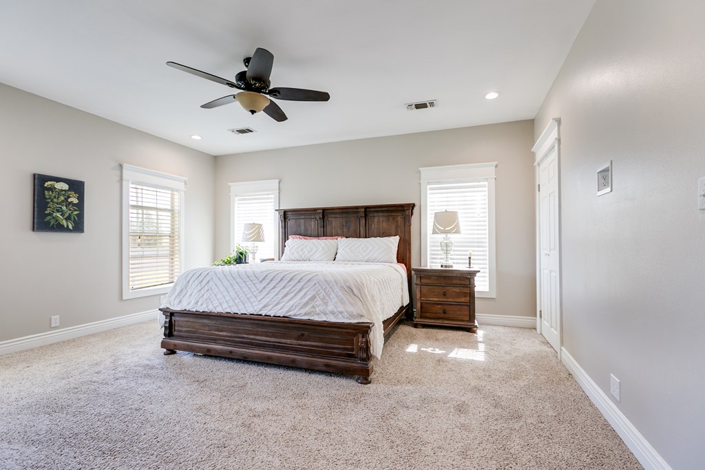 15555 Deer Valley Loop Property Photo 16