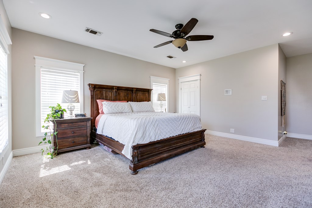 15555 Deer Valley Loop Property Photo 17