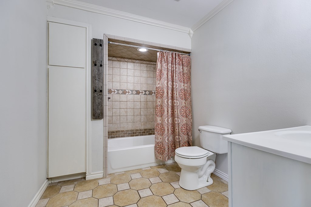 15555 Deer Valley Loop Property Photo 25