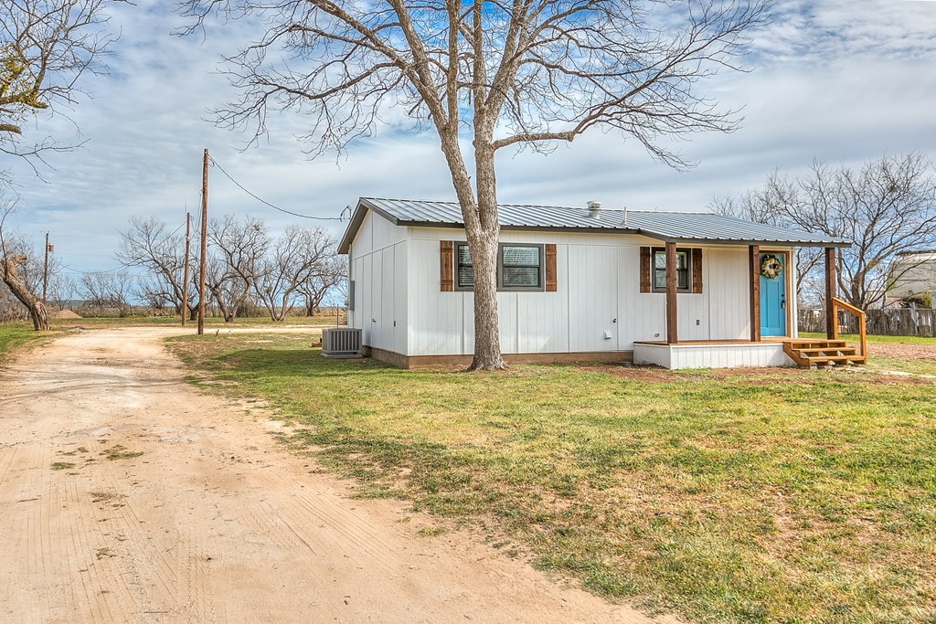 10366 Caribou Trail Property Photo 3