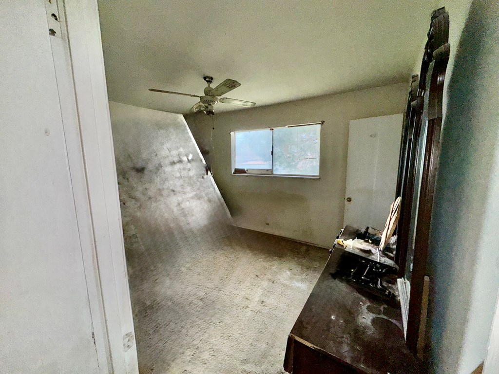 2205 Stanton St Property Photo 9