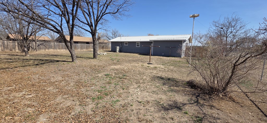 207 Maddox St Property Photo 28