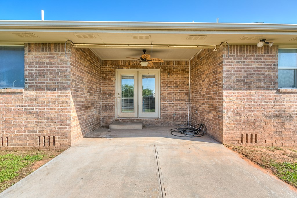 4506 Oak Grove Blvd Property Photo 15