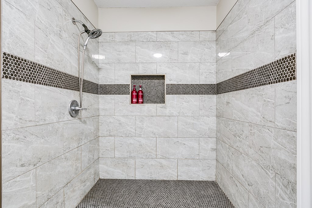 3218 Briargrove Lane Property Photo 5