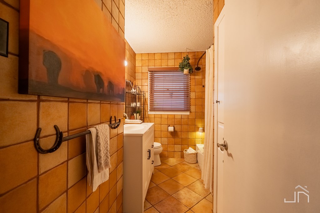 2825 W Twohig Ave Property Photo 24