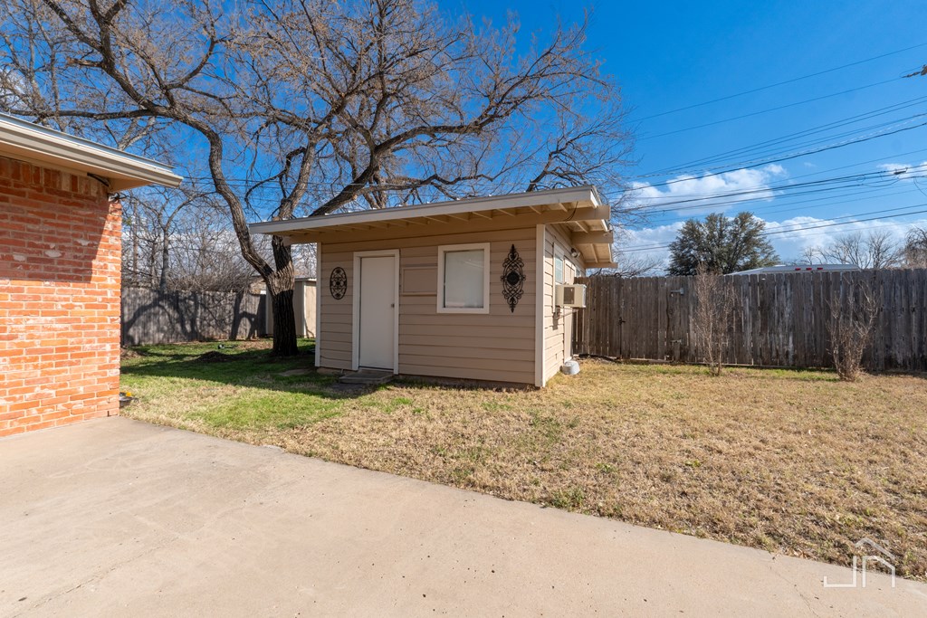 2825 W Twohig Ave Property Photo 40