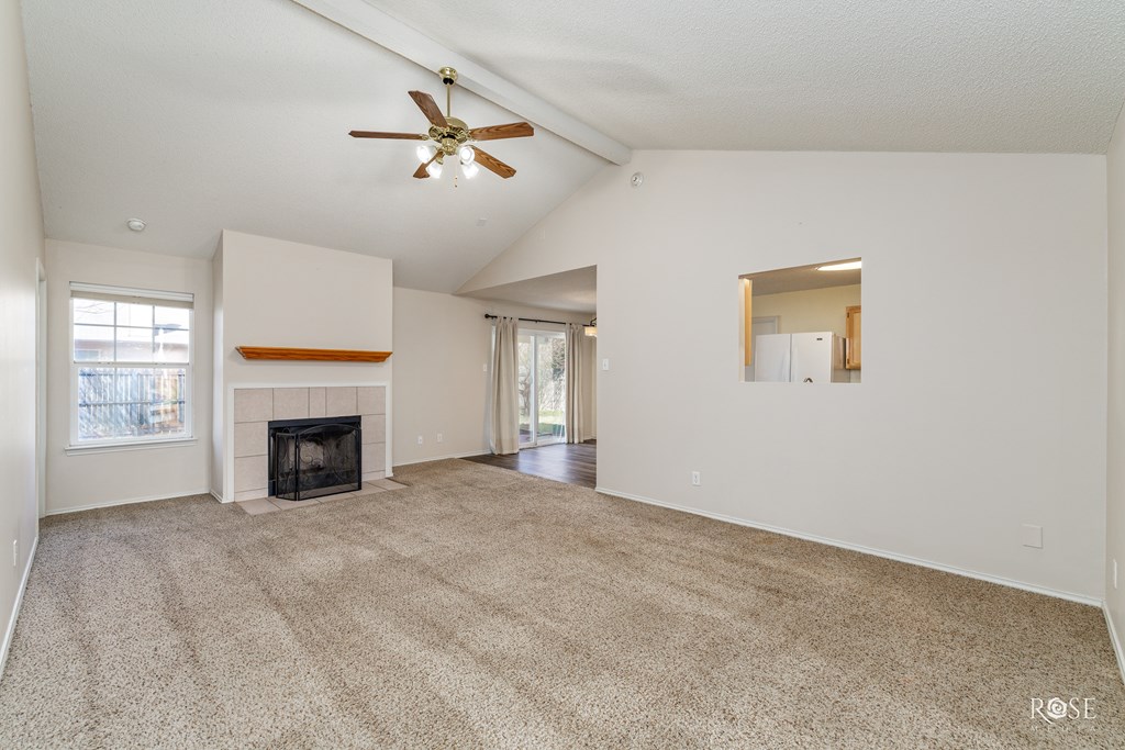 1227 Wallace Lane Property Photo 9