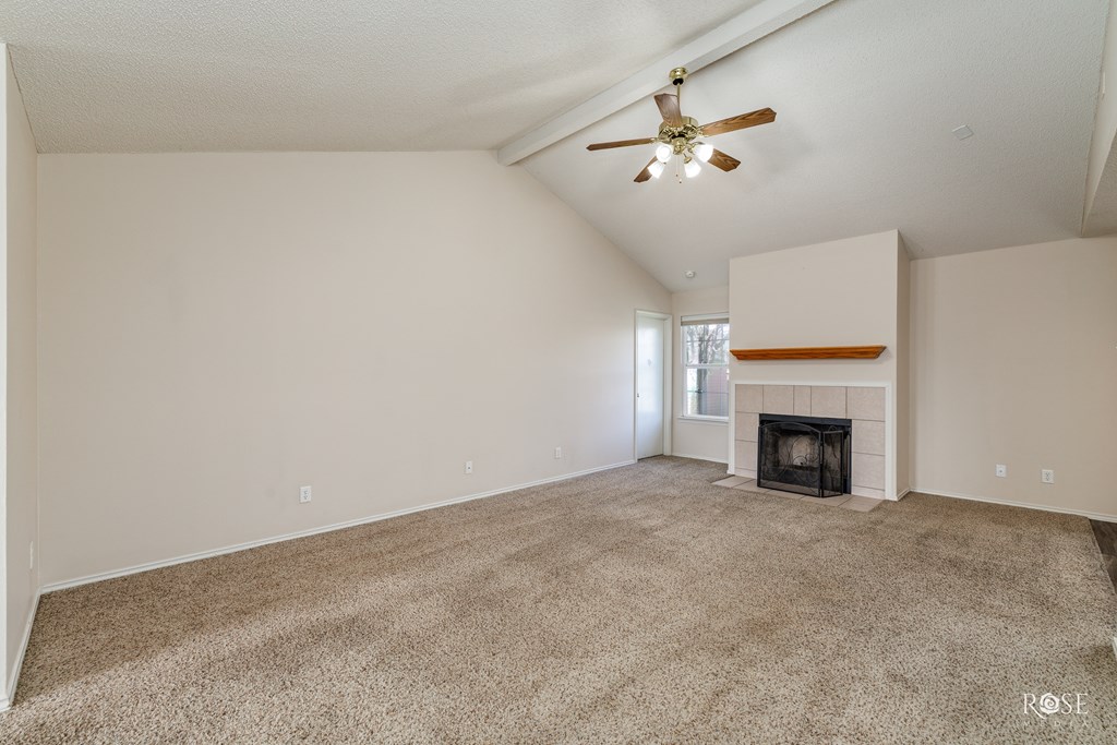 1227 Wallace Lane Property Photo 10