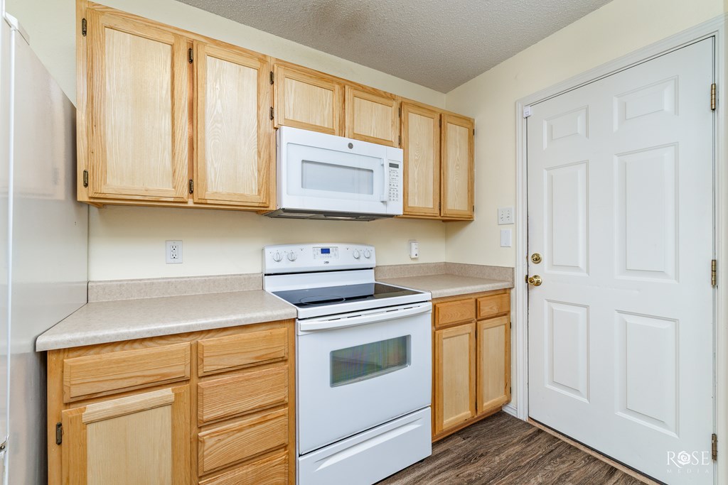 1227 Wallace Lane Property Photo 14
