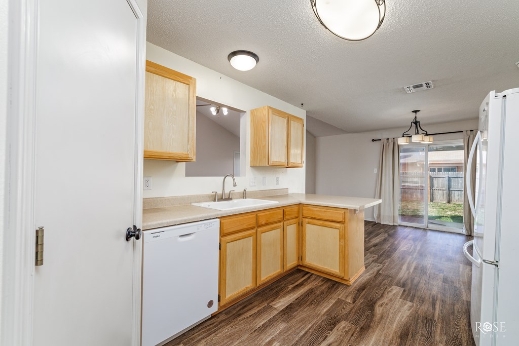 1227 Wallace Lane Property Photo 15