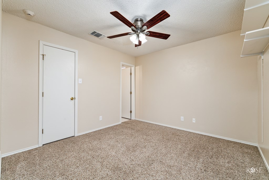 1227 Wallace Lane Property Photo 20