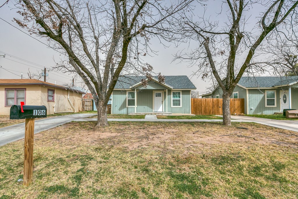 106 Highland Ave Property Photo 2