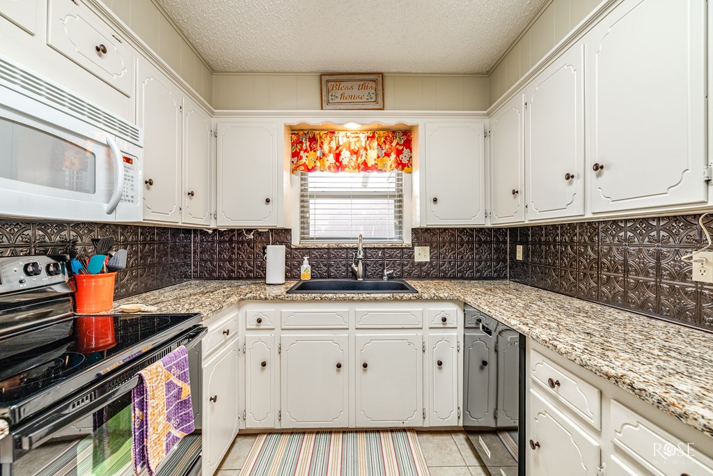 3110 Alta Vista Lane Property Photo 16