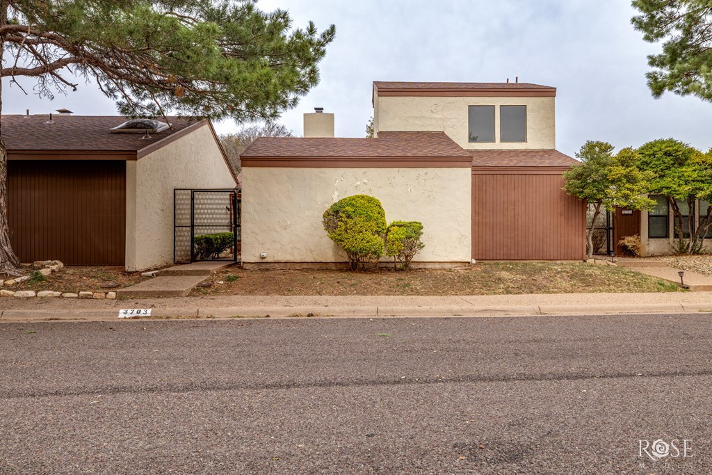 3703 Gemini Dr Property Photo 3