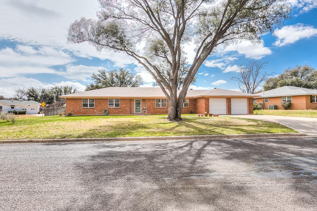 2645 A&m Ave Property Photo