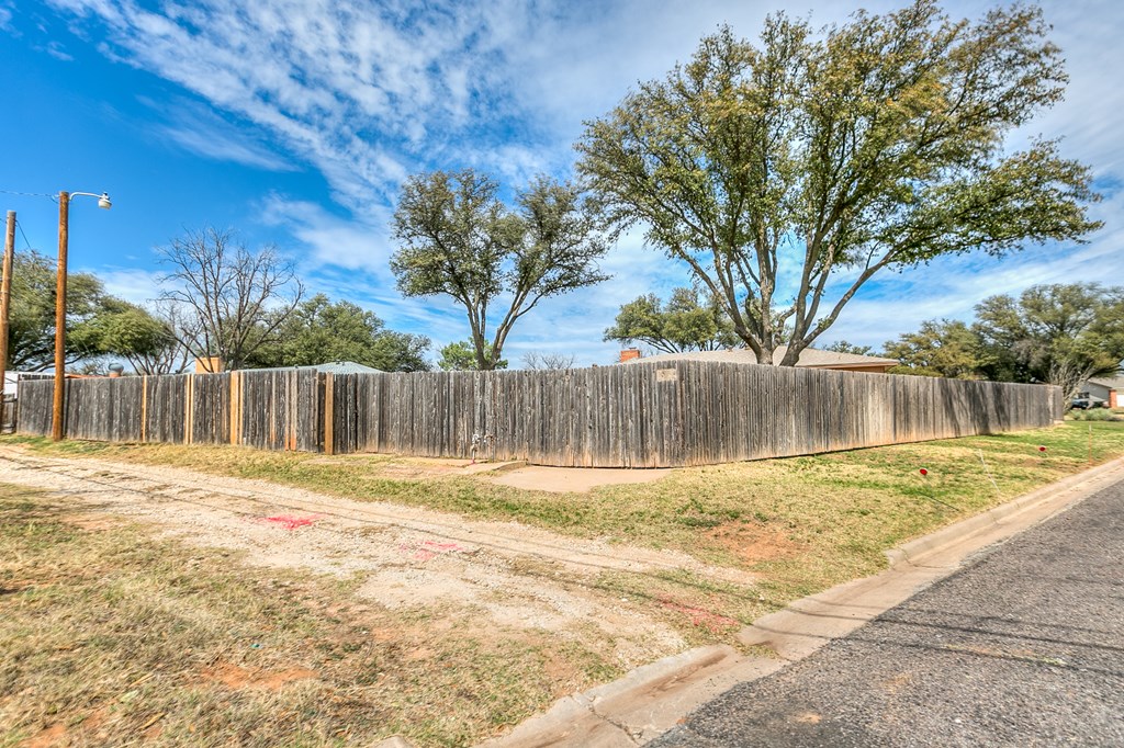 2645 A&m Ave Property Photo 35