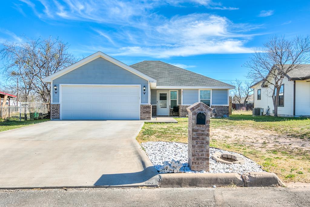 2517 Abilene St Property Photo 1