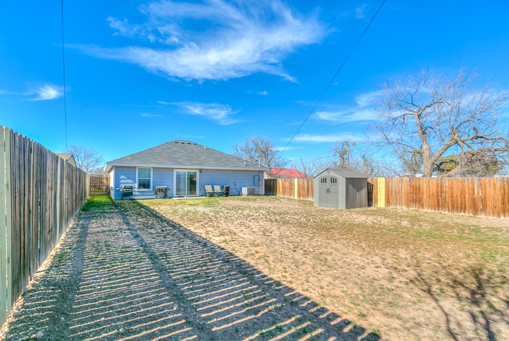 2517 Abilene St Property Photo 16