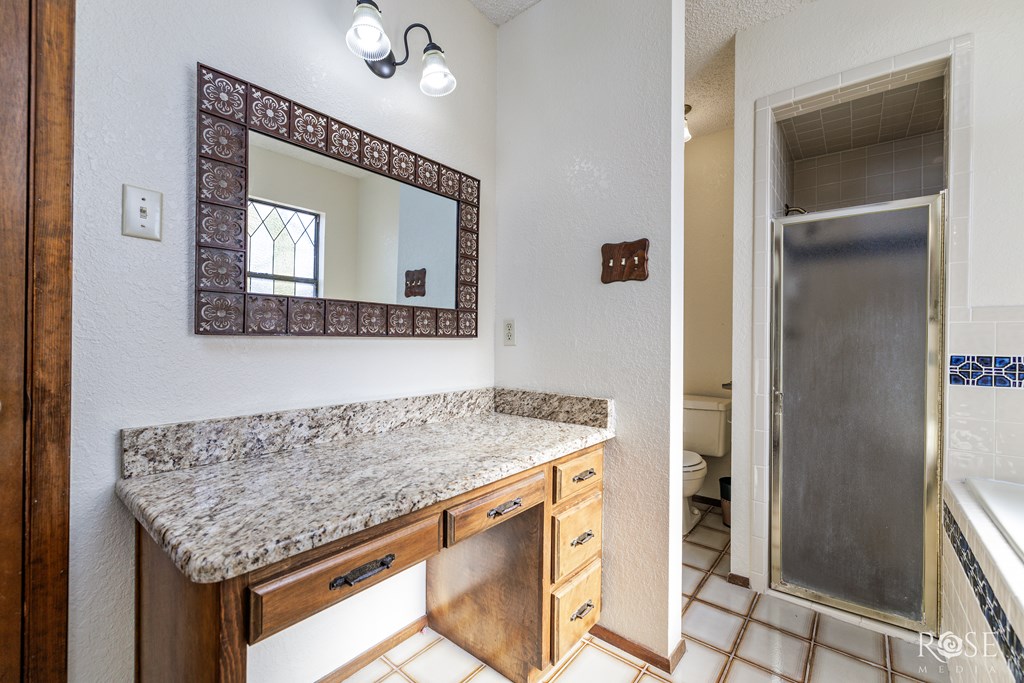 129 Edinburgh Rd Property Photo 23