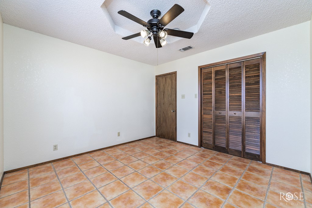 129 Edinburgh Rd Property Photo 25