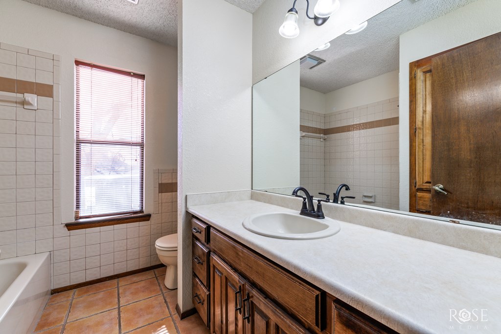 129 Edinburgh Rd Property Photo 26