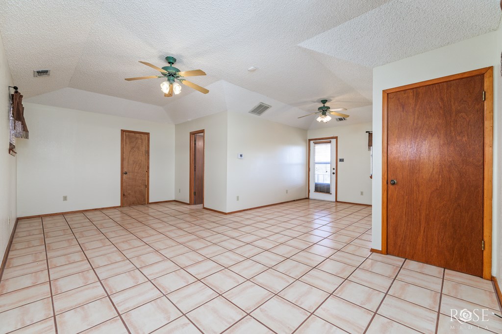 129 Edinburgh Rd Property Photo 30