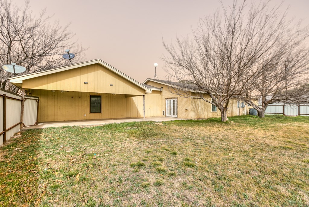 1553 Shahan Rd Property Photo 21