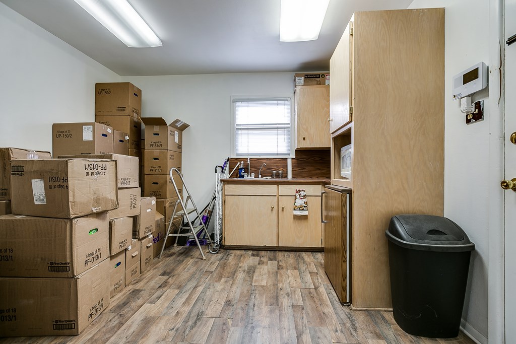 3006 W Beauregard Ave Property Photo 8