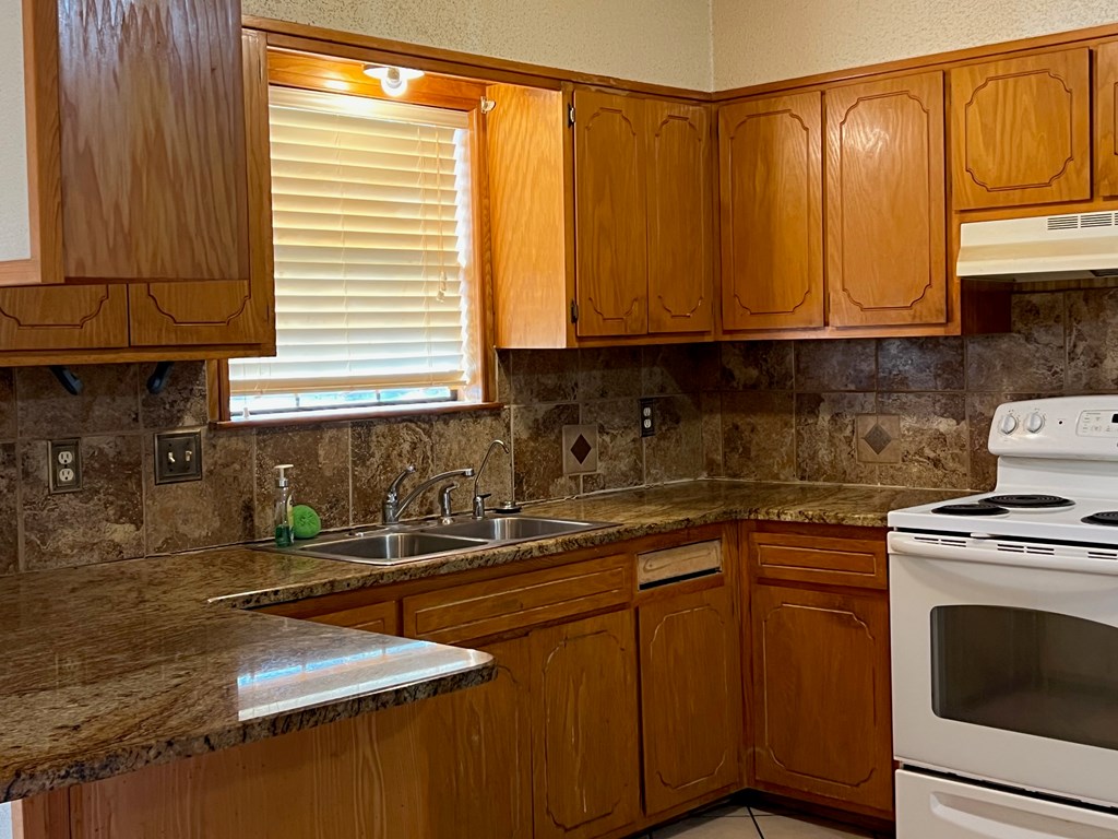 5301 Meadow Dr Property Photo 11