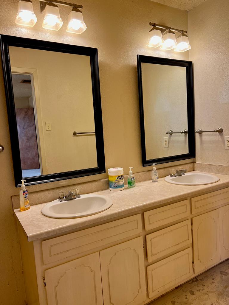 5301 Meadow Dr Property Photo 17