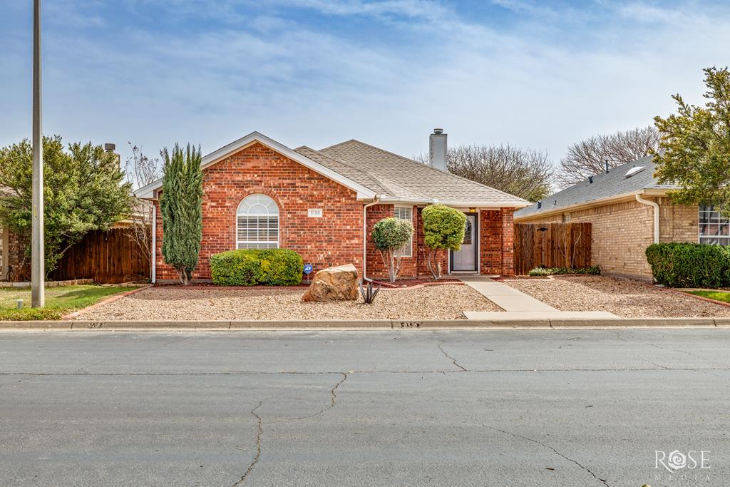 5106 Oak Grove Blvd Property Photo 1