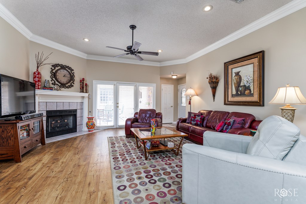 5106 Oak Grove Blvd Property Photo 10
