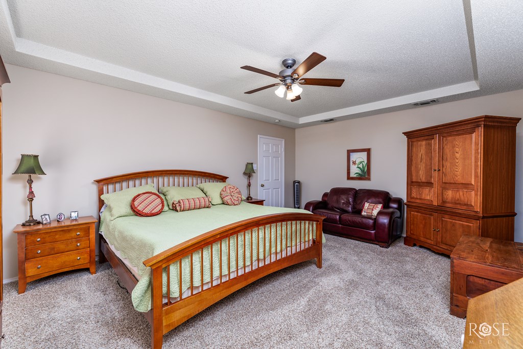 5106 Oak Grove Blvd Property Photo 16