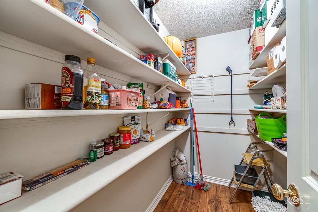 5106 Oak Grove Blvd Property Photo 26