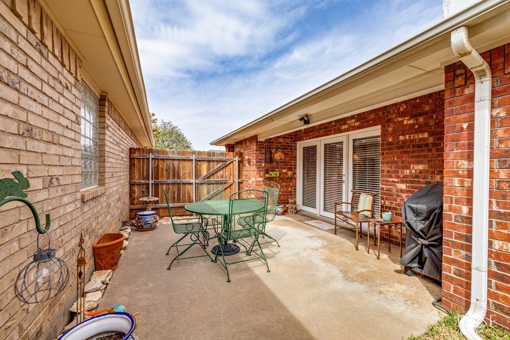 5106 Oak Grove Blvd Property Photo 29