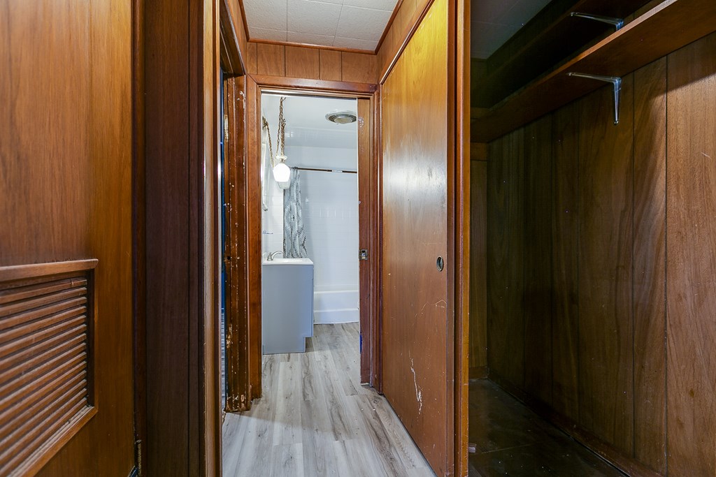 512 Ave J Property Photo 28