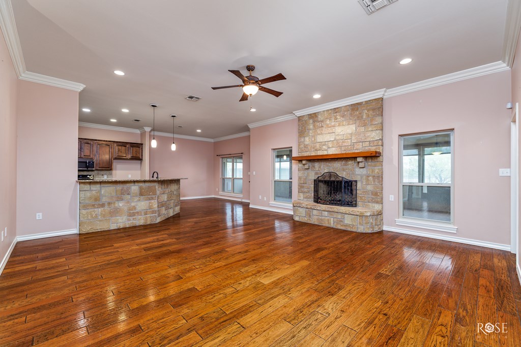 2024 Coyote Bend Property Photo 3