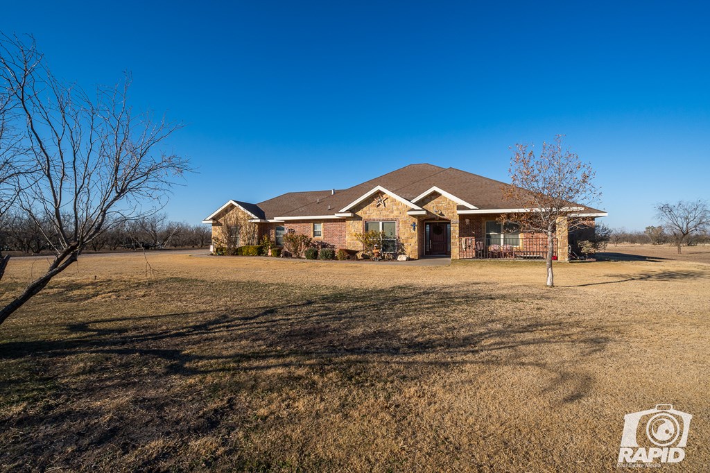 2024 Coyote Bend Property Photo 13